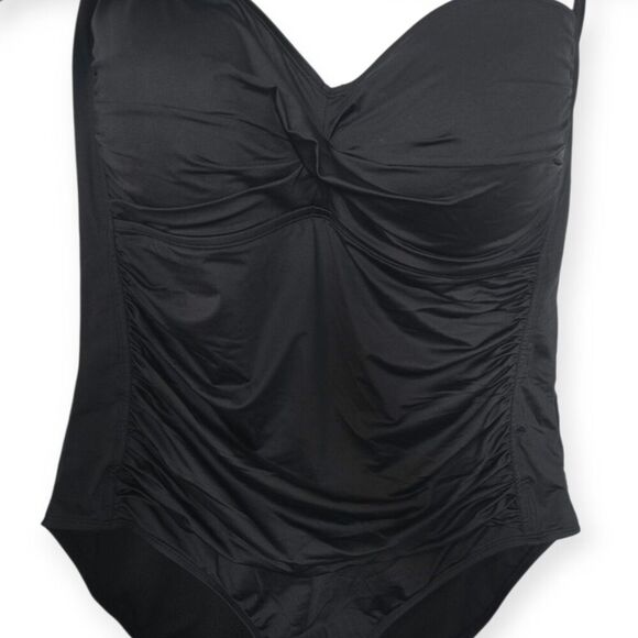 Sonnet Shores Womens Size 24 Black One Piece Swimsuit Slimming Adjustable Strap - Picture 3 of 4